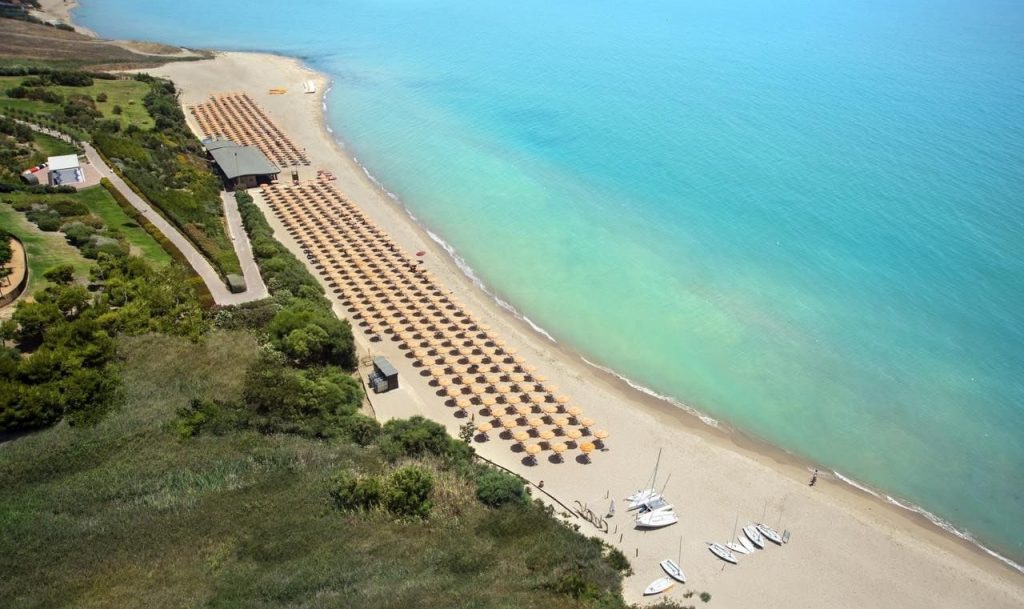 serenusa spiaggia privata  in sicilia