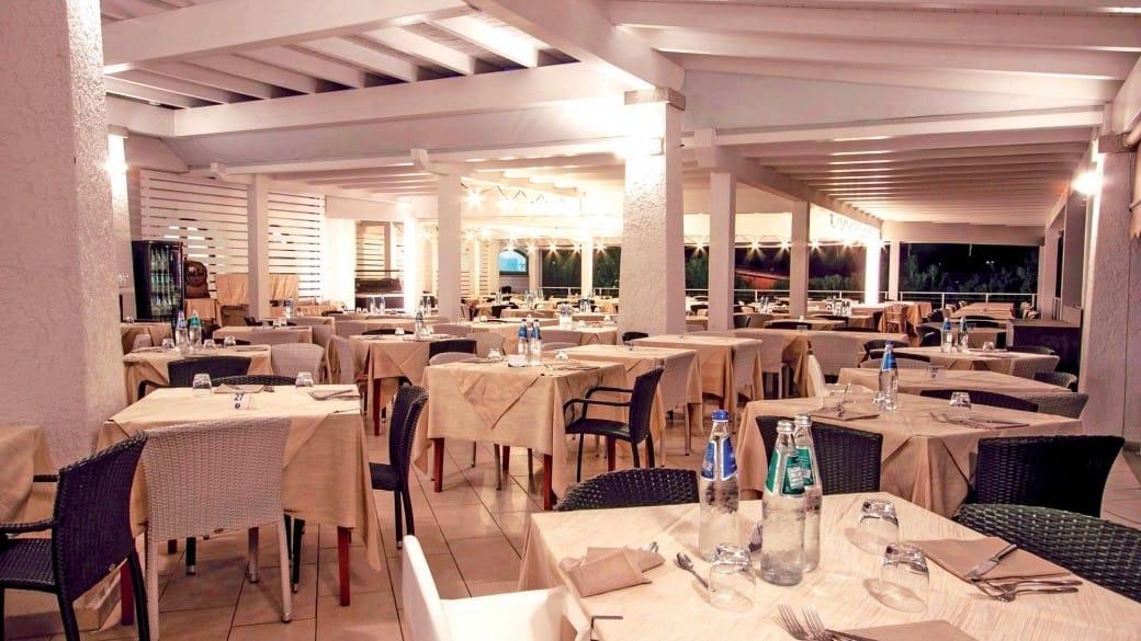 Limone Beach Resort
