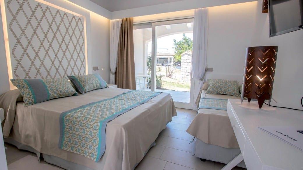 Limone Beach Resort