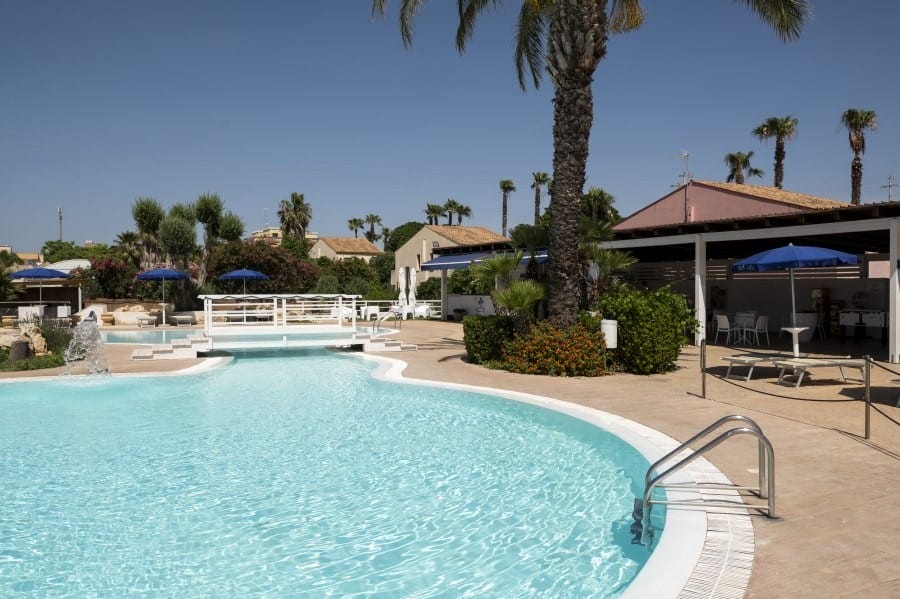 Delfino Beach Hotel