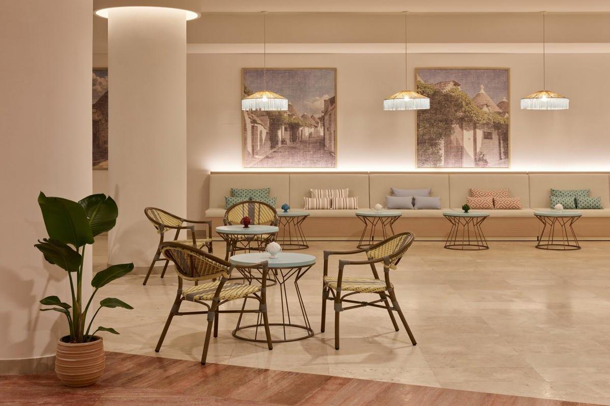 GranSerena Hotel