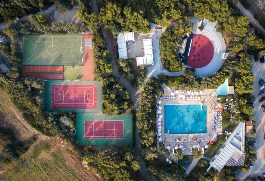 Nicolaus Club Meditur Village