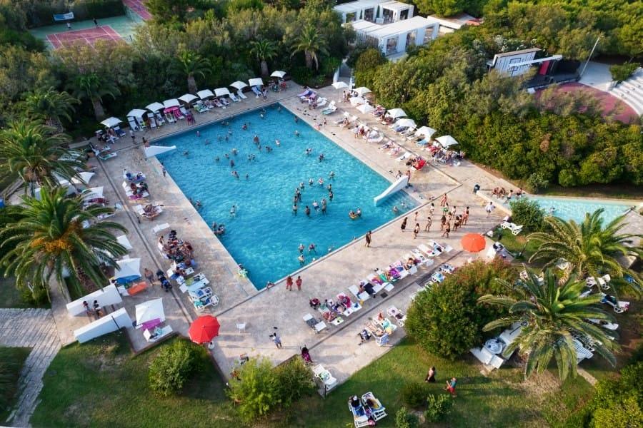 Nicolaus Club Meditur Village